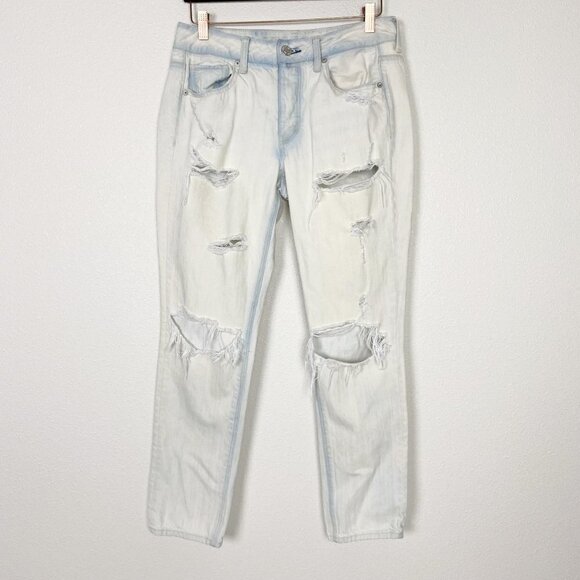 American Eagle Acid Wash Distressed Tomgirl Jeans - Picture 1 of 10
